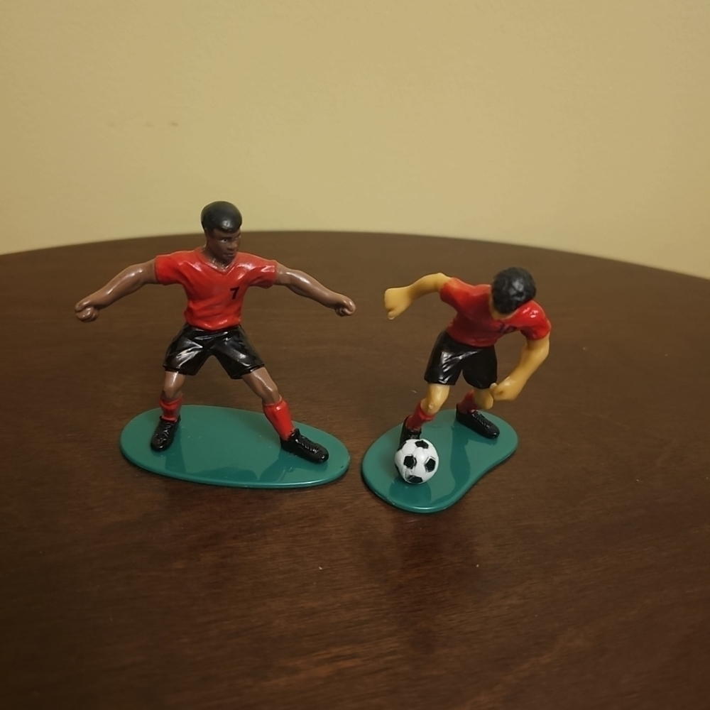 DecoPac Soccer kick off- boys / cake‎ toppers.